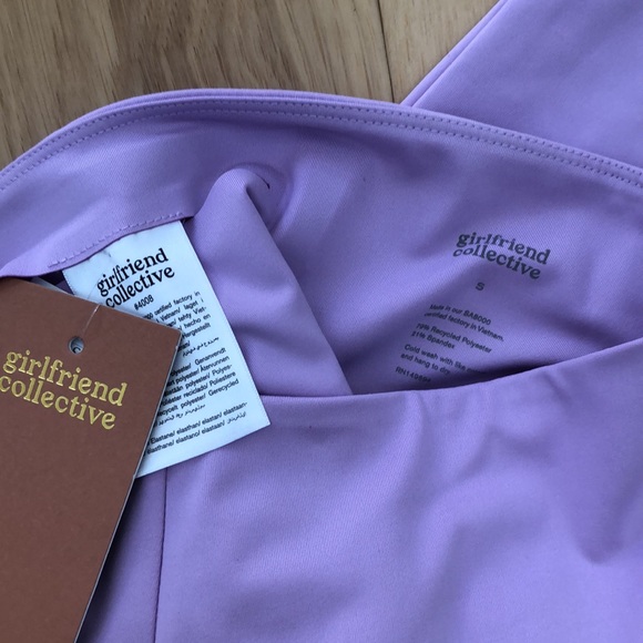 Girlfriend Collective Compressive High Waisted Legging in Lilac - Picture 4 of 4